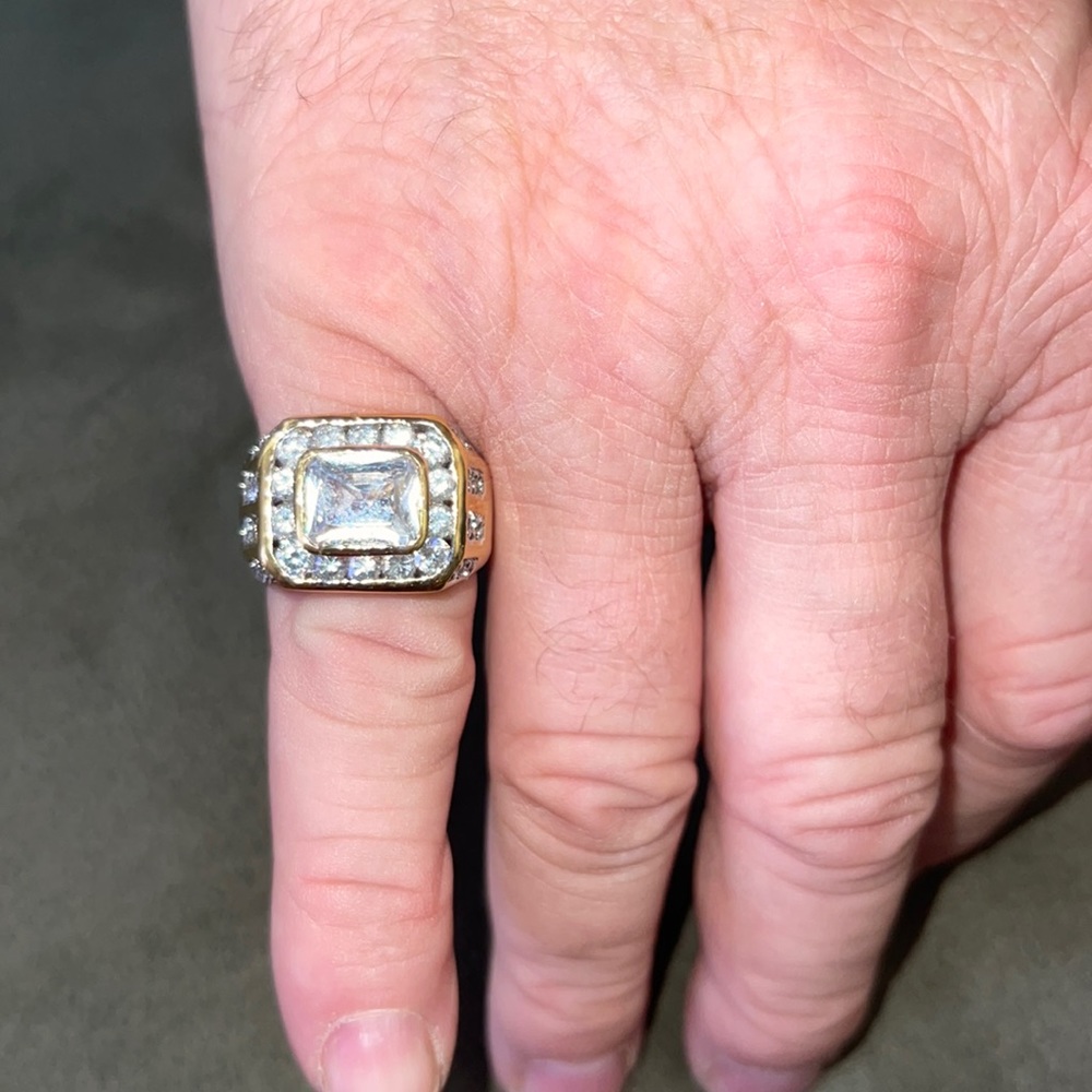 Mens Cubic  Zirconia ring